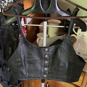 Leather top size L